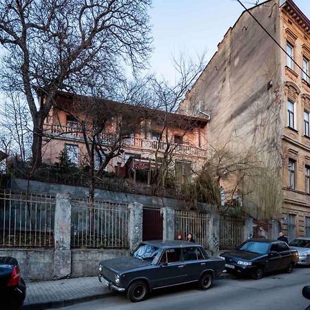Квартира В Центрі リヴィウ エクステリア 写真